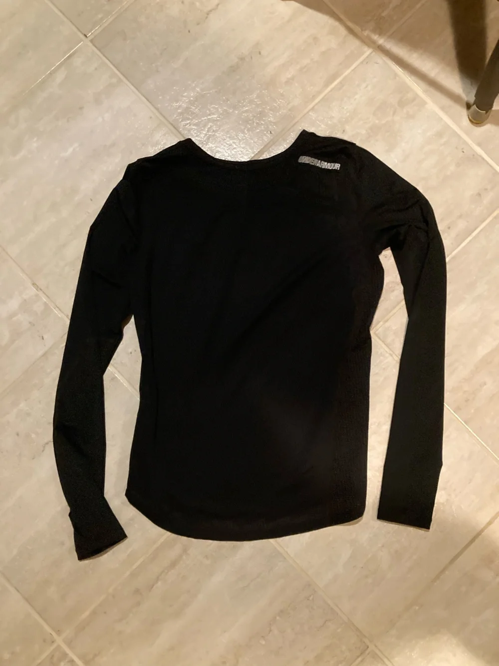 Under Armour Black Long-Sleeve Performance Shirt - Picture 2 of 3
